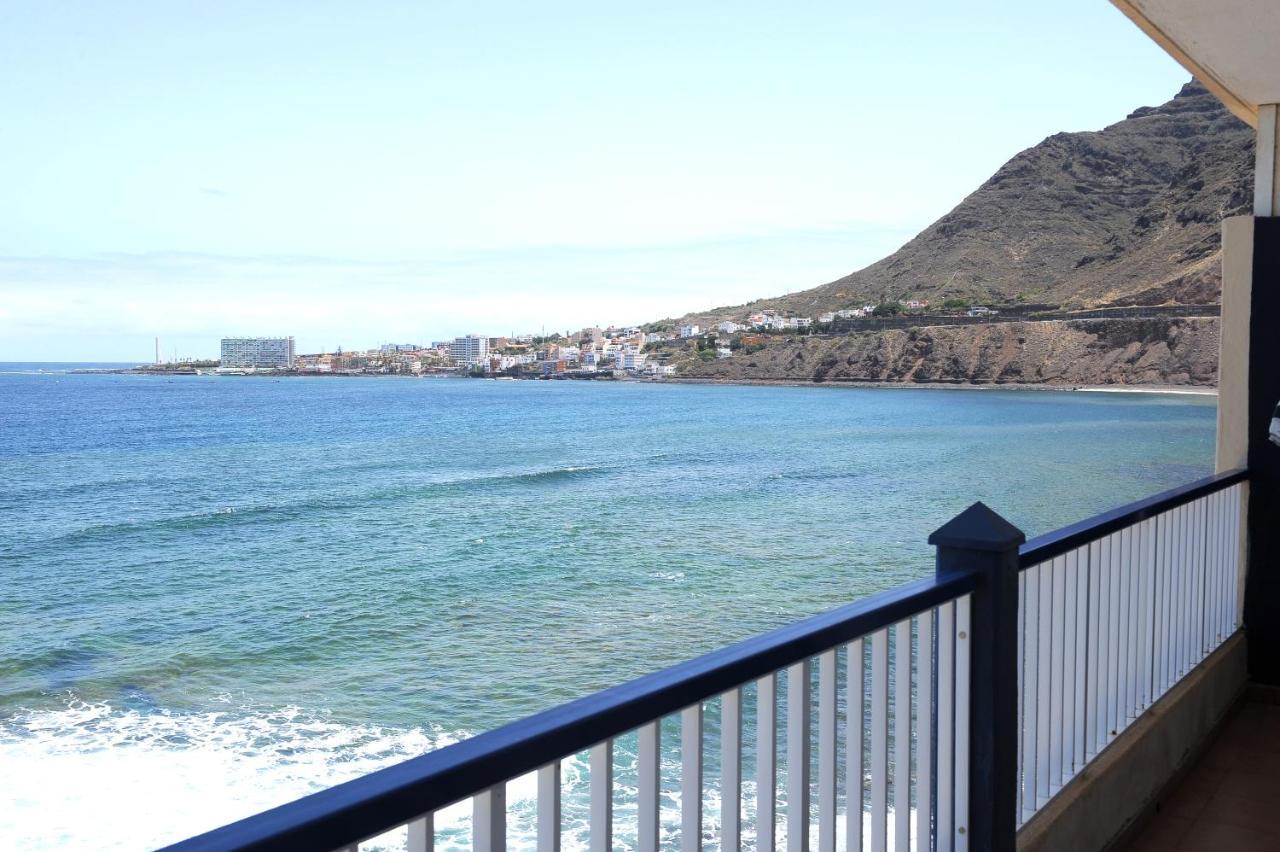 Above The Sea Apartment Бахамар Екстериор снимка