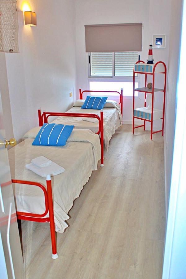 Above The Sea Apartment Бахамар Екстериор снимка